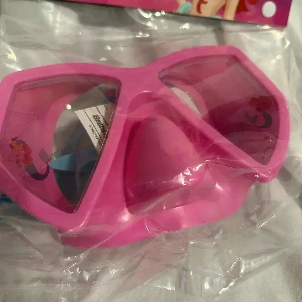 Ariel swim mask‎